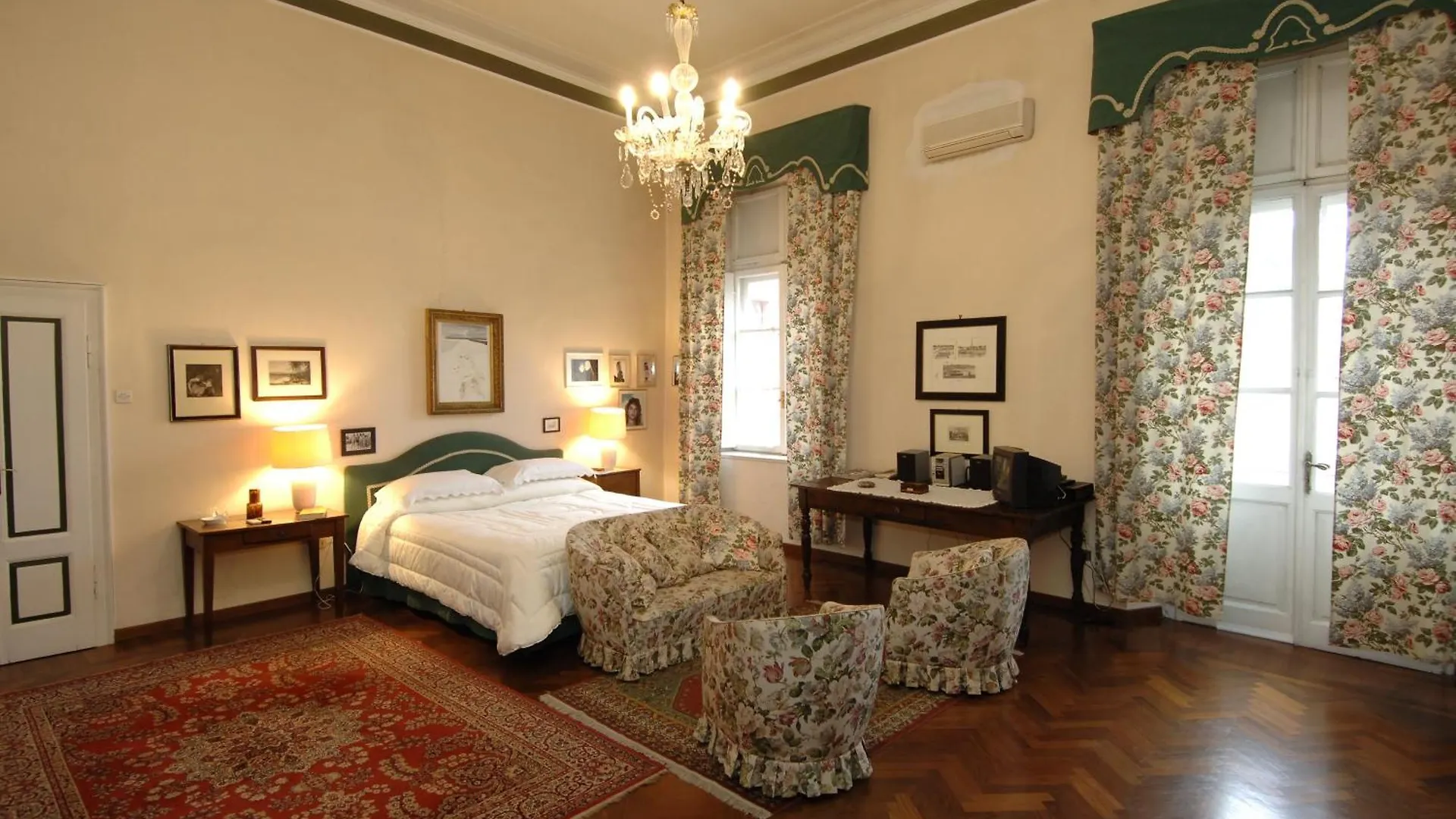 Couette-café Palazzo Arrivabene B&B Mantoue